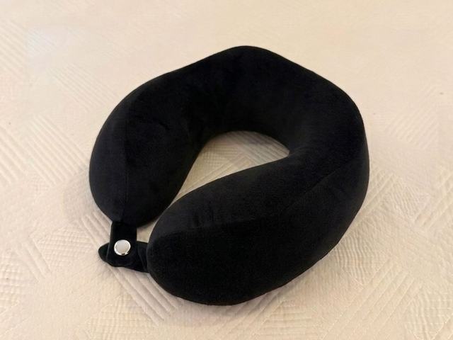 C Neckrest New